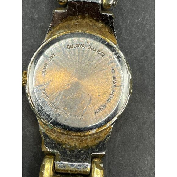 Vintage Caravelle By Bulova Two-Tone 19mm Quartz Women's Watch MOP Dial 7.25-7.5 - Picture 10 of 13